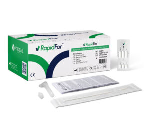 Vitrosens RapidFor SARS-CoV-2, Influenza A + B und RSV Combo Schnelltest (Ansicht Packung und Inhalt)