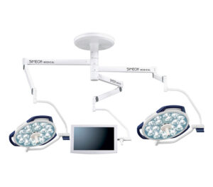 SIMEON Sim.LED 500 / 500 OP-Doppel-Leuchte + Sim.SCREEN Halterung – SingleColor (SC) mit Standard Tragarmsystem (Abb. zeigt Ausführung mit Handgriffen, Lieferung ohne Monitor)