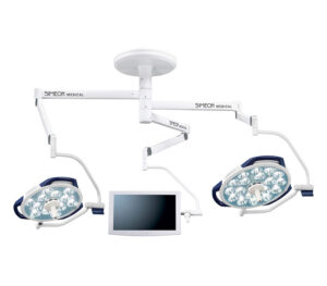 SIMEON Sim.LED 450 / 500 OP-Doppel-Leuchte + Sim.SCREEN Halterung – SingleColor (SC) mit Standard Tragarmsystem (Abb. zeigt Ausführung mit Handgriffen, Lieferung ohne Monitor)